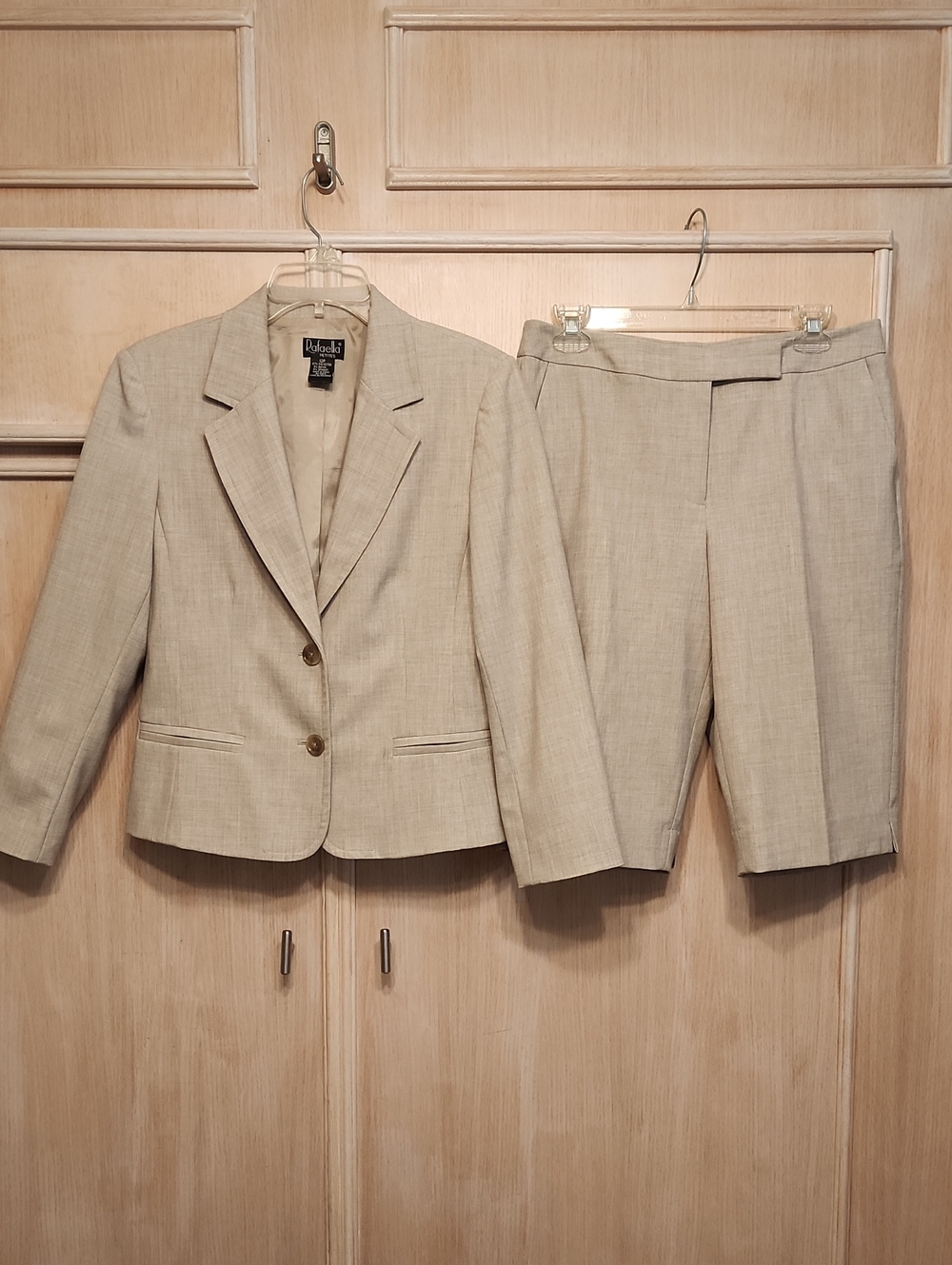 Rafaella Women's Light Beige Two-Piece Suit Jacket & Shorts